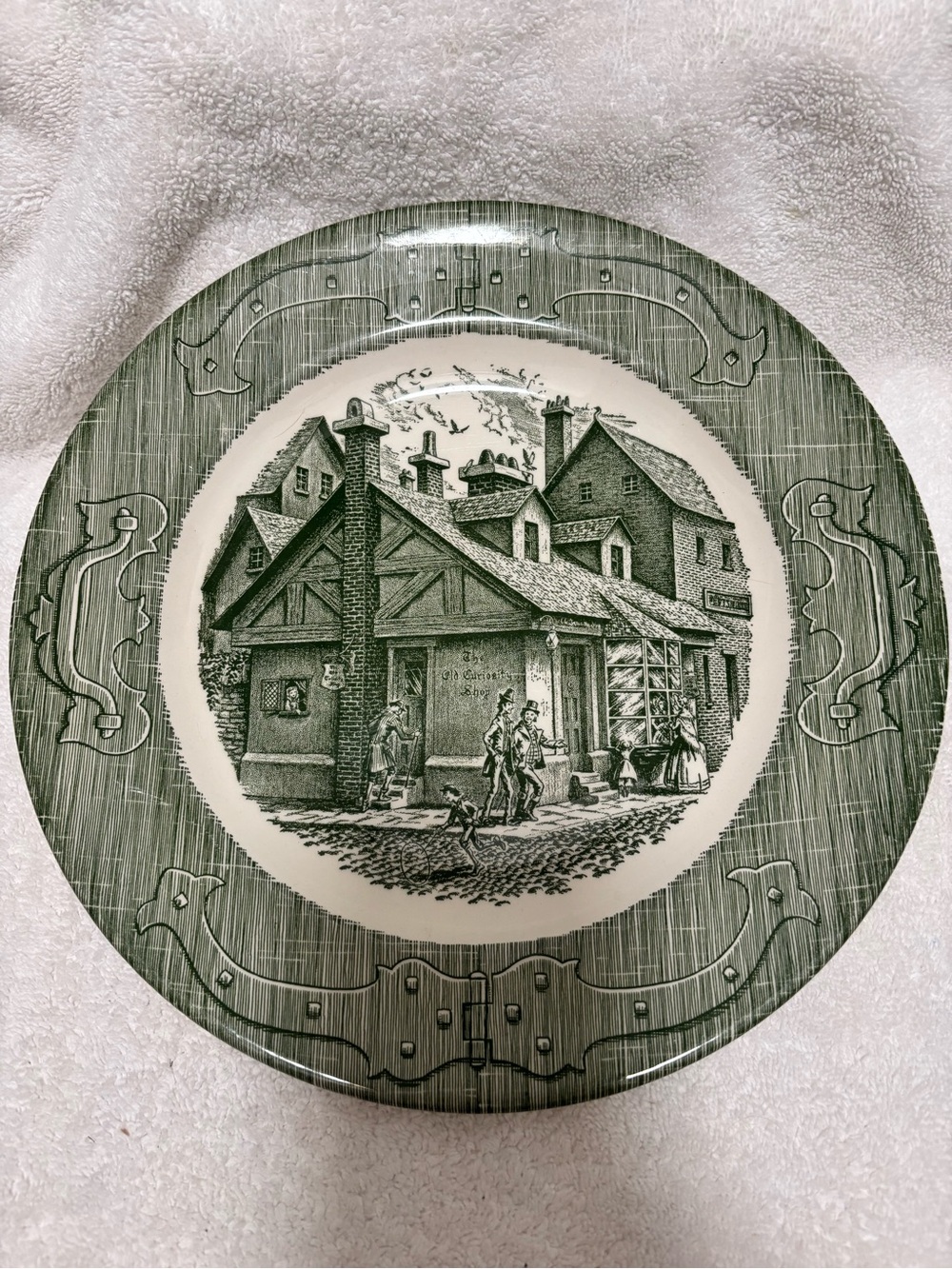 Green Decorative Dinner Plate - Village Scene the old curiosity shop